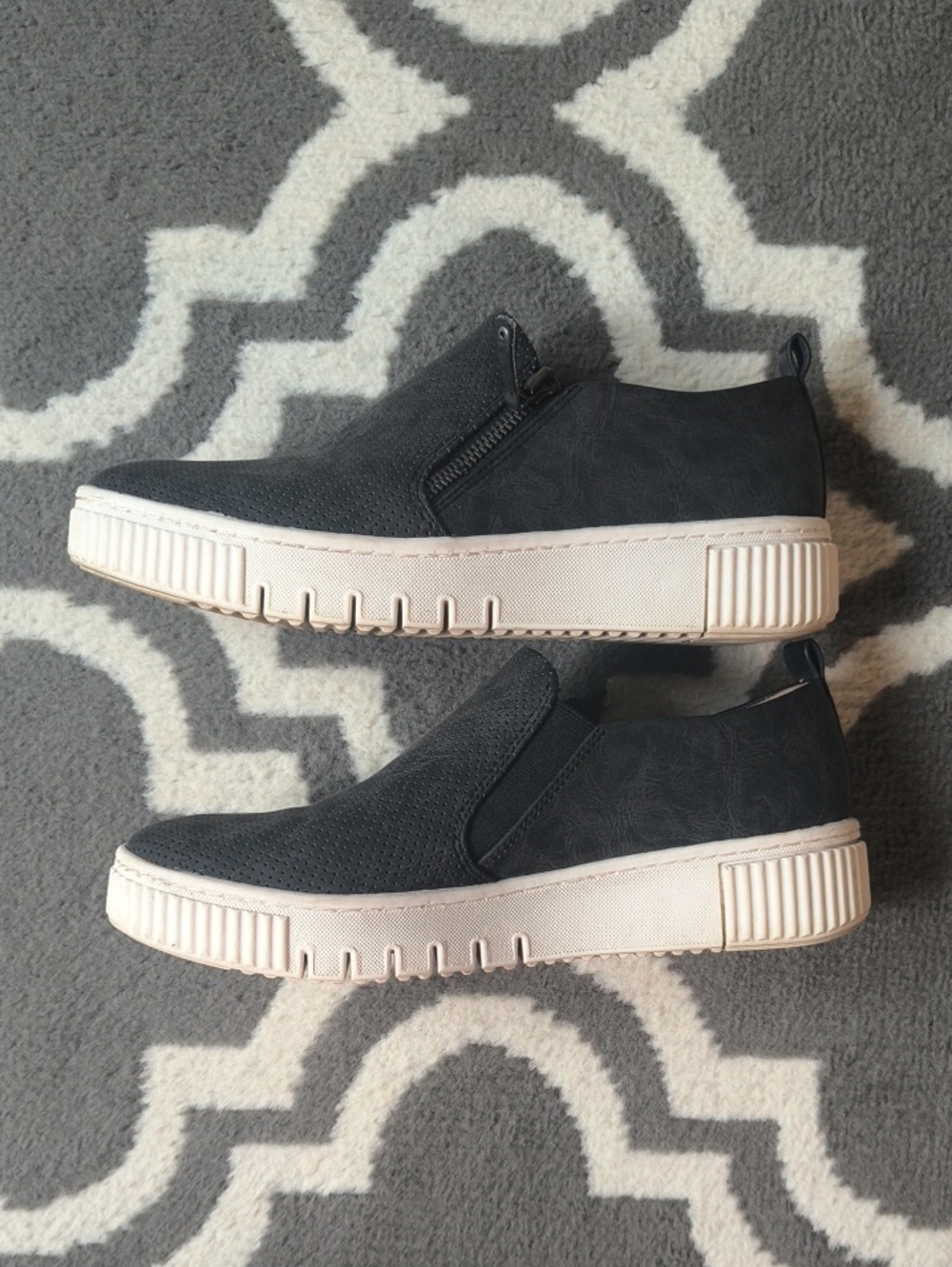 Naturalizer Women's Black Slip-On Sneakers - Picture 4 of 5